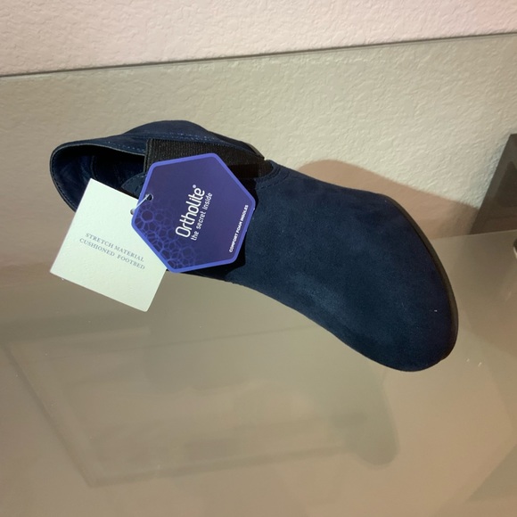 SOLD‼️Croft & Barrow Serf suede Bootie NWT size 7 - Picture 3 of 6